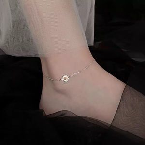 New Sterling Silver 925 Daisy Ankle Bracelet